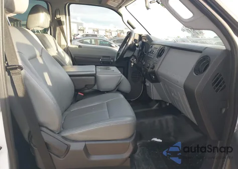 2013 Ford F250 Xl из США, поврежденный, VIN 1FT7W2BT4DEB72234